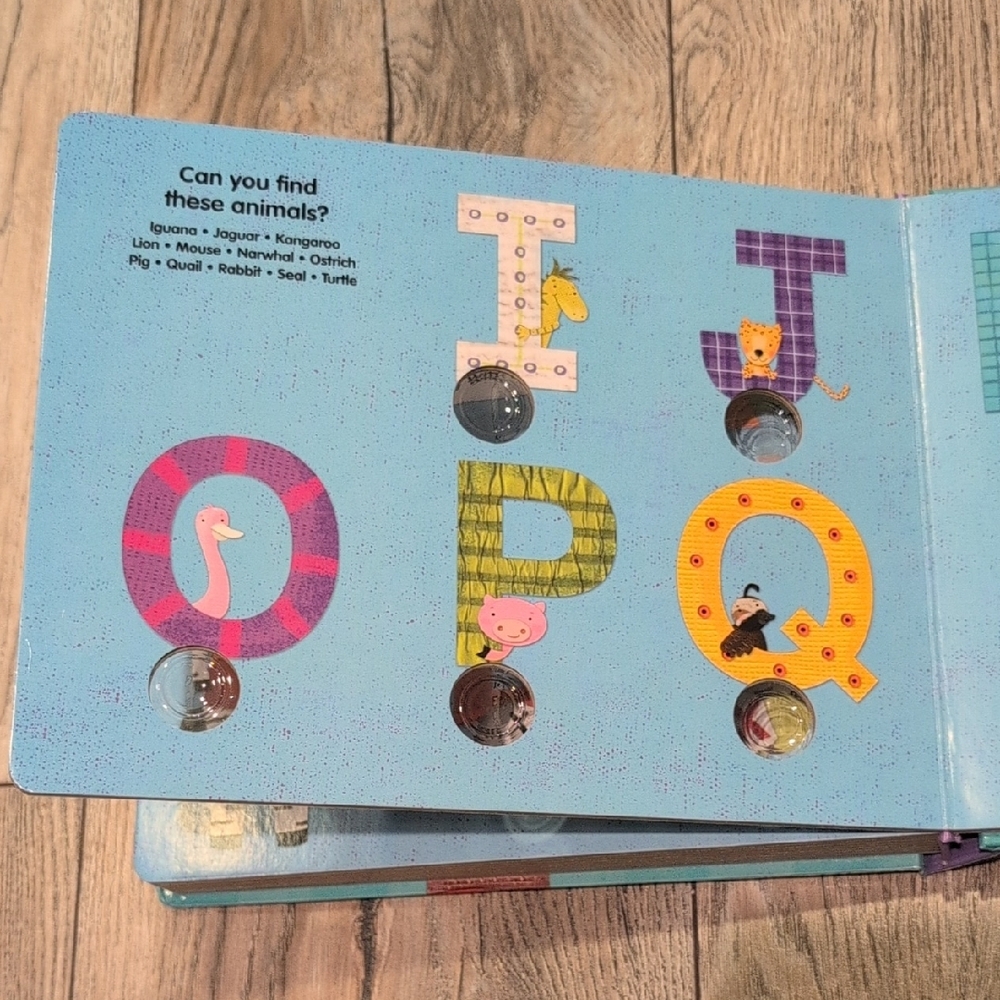 MELISSA AND DOUG Poke-A-Dot! An Alphabet Eye Spy Book - Picture 5 of 5